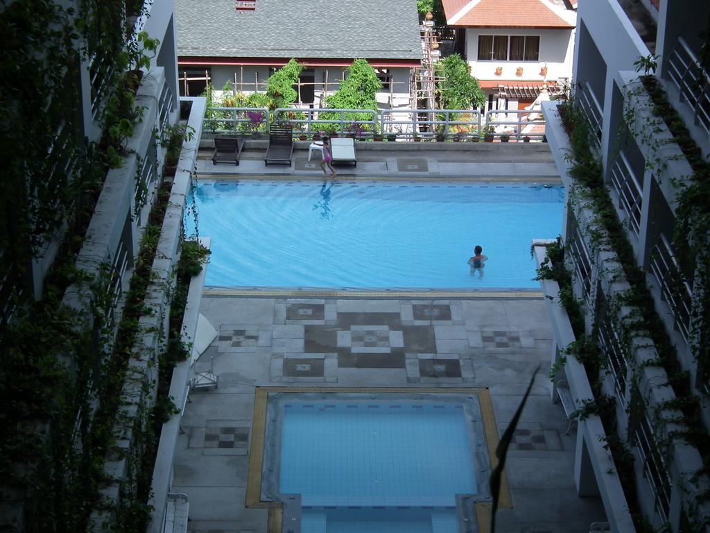 Abricole At Pattaya Hill Apartment Luaran gambar
