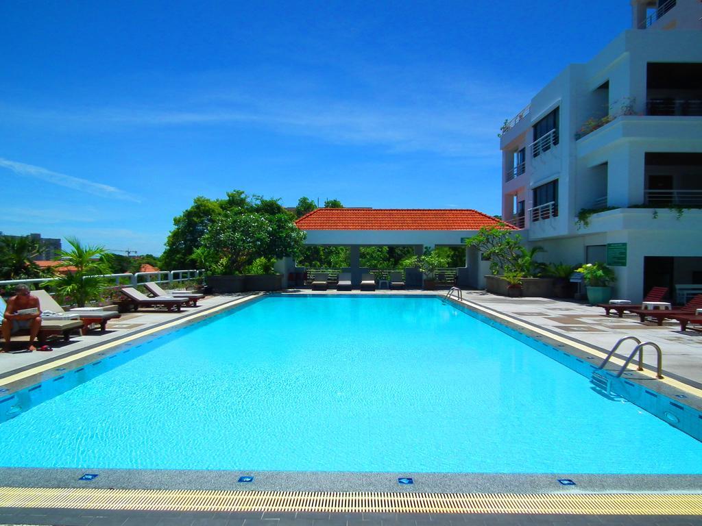 Abricole At Pattaya Hill Apartment Luaran gambar