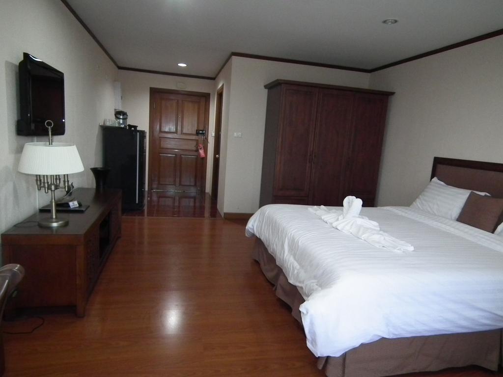 Abricole At Pattaya Hill Apartment Luaran gambar
