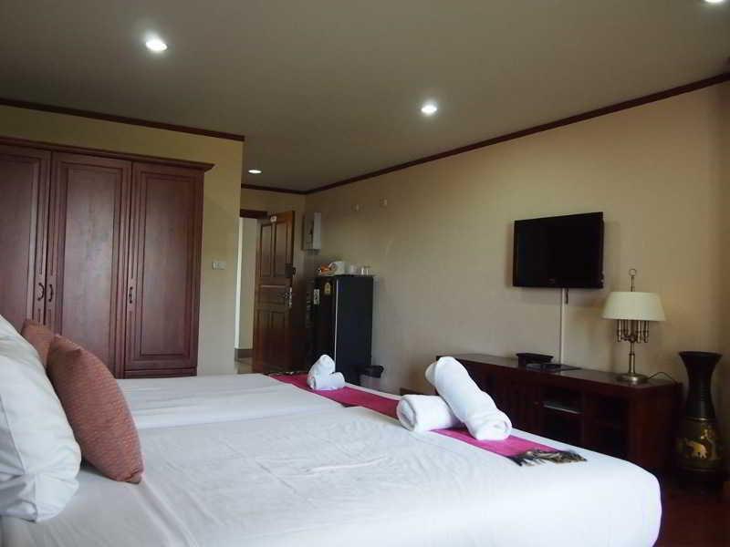 Abricole At Pattaya Hill Apartment Luaran gambar