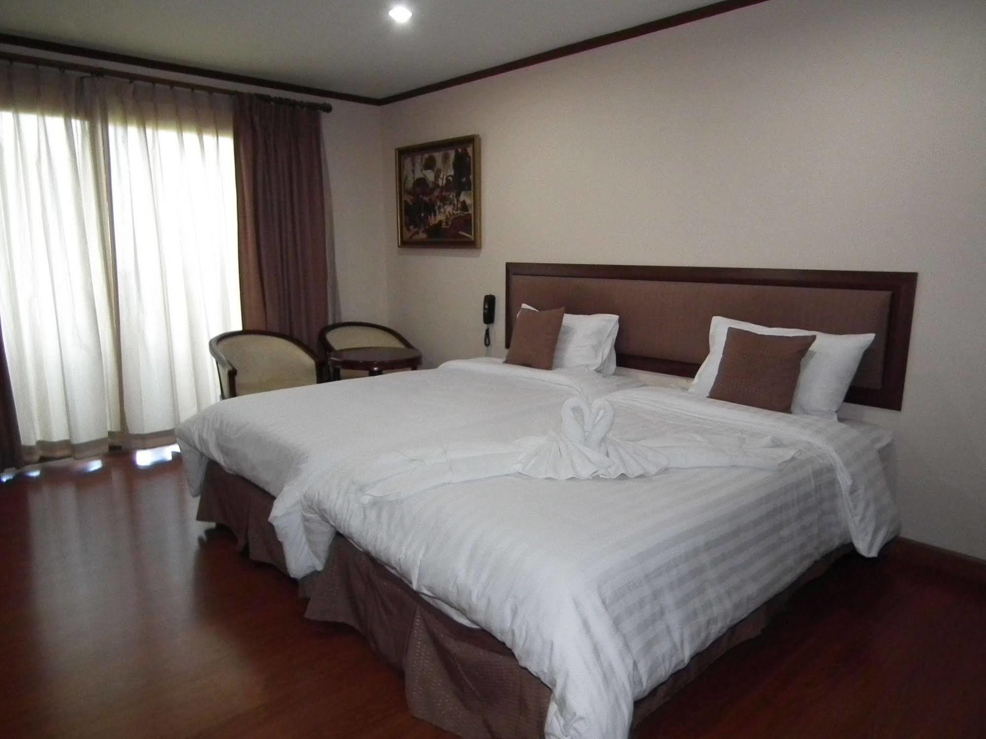 Abricole At Pattaya Hill Apartment Luaran gambar