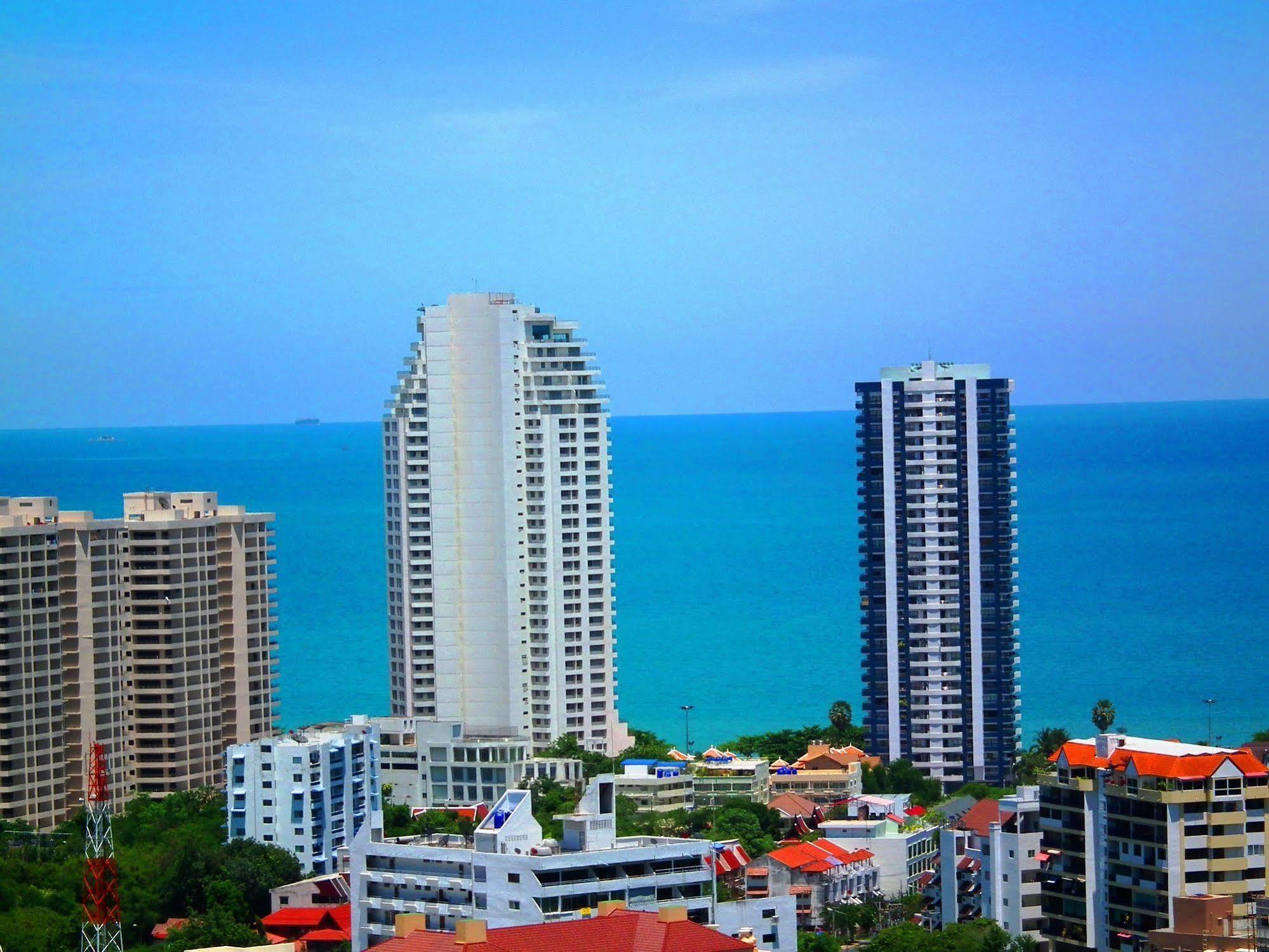 Abricole At Pattaya Hill Apartment Luaran gambar